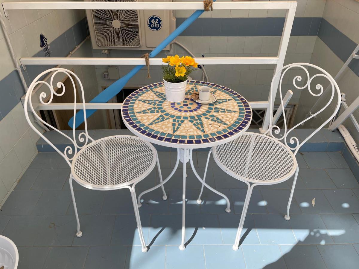 La Casa Del Pescatore N 11 - Porto Di St Spirito Bari Luaran gambar